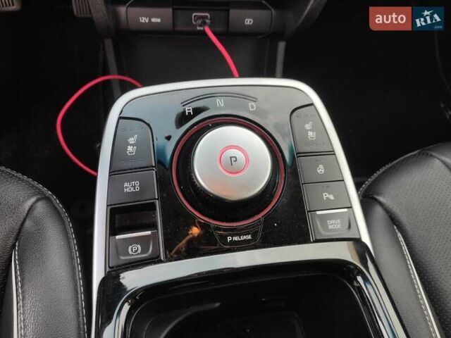 Синій Кіа Niro, об'ємом двигуна 0 л та пробігом 120 тис. км за 19890 $, фото 26 на Automoto.ua