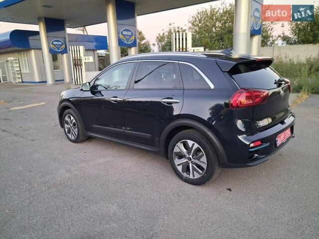 Синій Кіа Niro, об'ємом двигуна 0 л та пробігом 105 тис. км за 21193 $, фото 3 на Automoto.ua