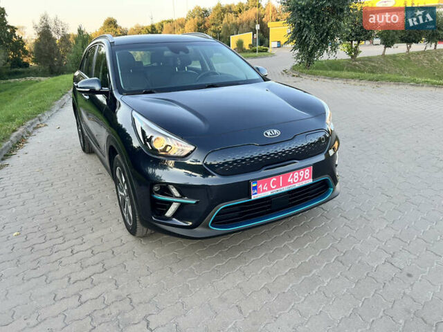 Синій Кіа Niro, об'ємом двигуна 0 л та пробігом 112 тис. км за 19500 $, фото 86 на Automoto.ua