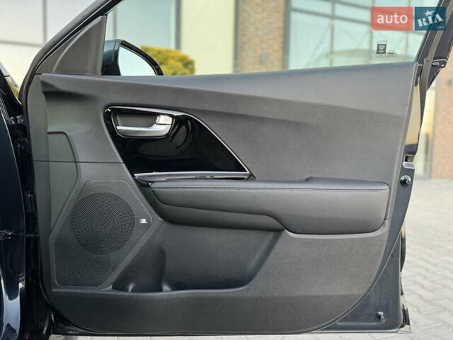 Синий Киа Niro, объемом двигателя 0 л и пробегом 142 тыс. км за 17500 $, фото 52 на Automoto.ua