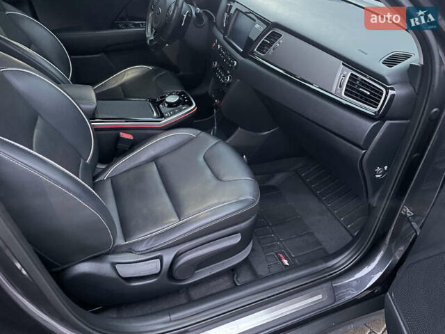Синій Кіа Niro, об'ємом двигуна 0 л та пробігом 139 тис. км за 18500 $, фото 13 на Automoto.ua