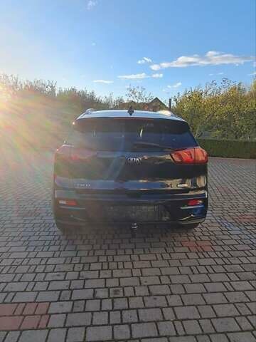 Синий Киа Niro, объемом двигателя 0 л и пробегом 148 тыс. км за 19300 $, фото 5 на Automoto.ua