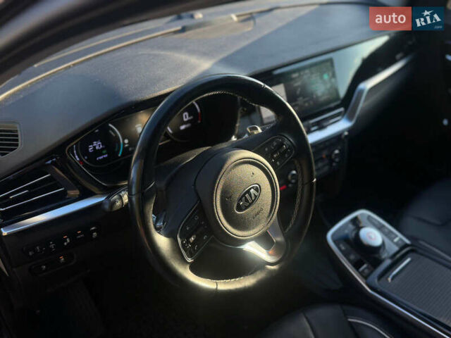 Синий Киа Niro, объемом двигателя 0 л и пробегом 155 тыс. км за 18750 $, фото 9 на Automoto.ua