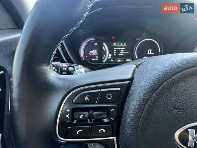 Синий Киа Niro, объемом двигателя 0 л и пробегом 92 тыс. км за 18799 $, фото 40 на Automoto.ua