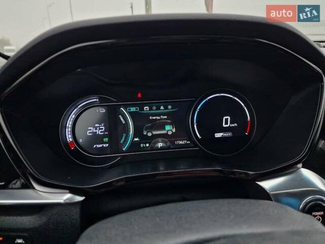 Синий Киа Niro, объемом двигателя 0 л и пробегом 173 тыс. км за 17700 $, фото 26 на Automoto.ua