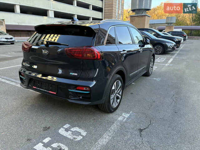 Киа Niro 2020 в Киеве на Automoto.ua Синий Киа Niro, объемом двигателя 0 л и пробегом 131 тыс. км за 17999 $, фото 13 на Automoto.ua