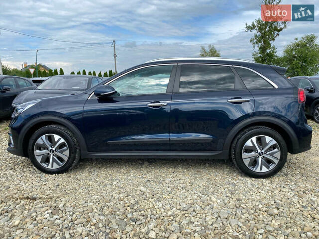 Синій Кіа Niro, об'ємом двигуна 0 л та пробігом 76 тис. км за 22900 $, фото 19 на Automoto.ua