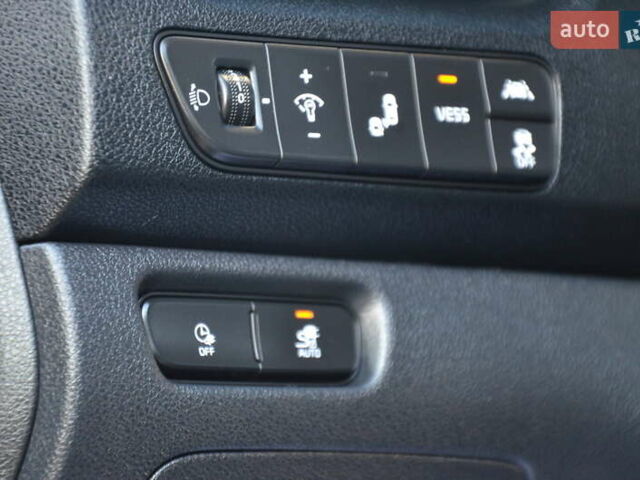 Синий Киа Niro, объемом двигателя 0 л и пробегом 79 тыс. км за 19333 $, фото 47 на Automoto.ua