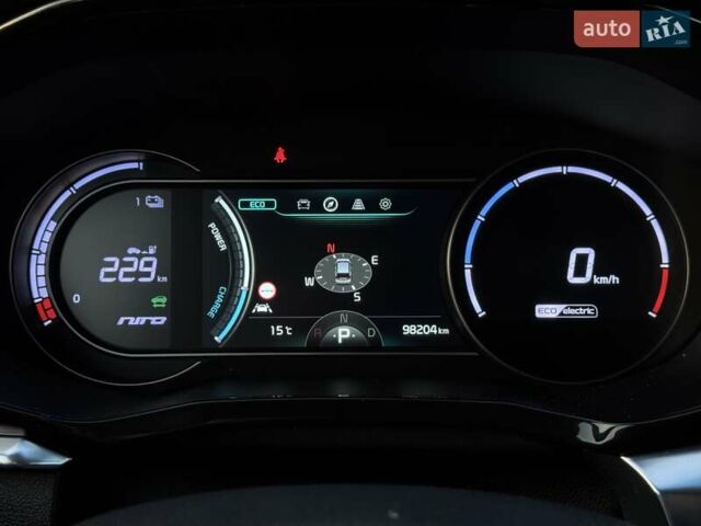 Синий Киа Niro, объемом двигателя 0 л и пробегом 90 тыс. км за 20800 $, фото 3 на Automoto.ua