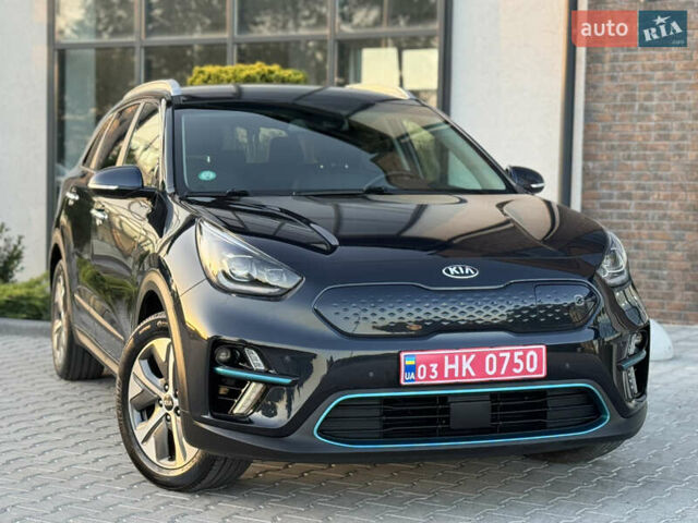 Синий Киа Niro, объемом двигателя 0 л и пробегом 129 тыс. км за 18800 $, фото 8 на Automoto.ua