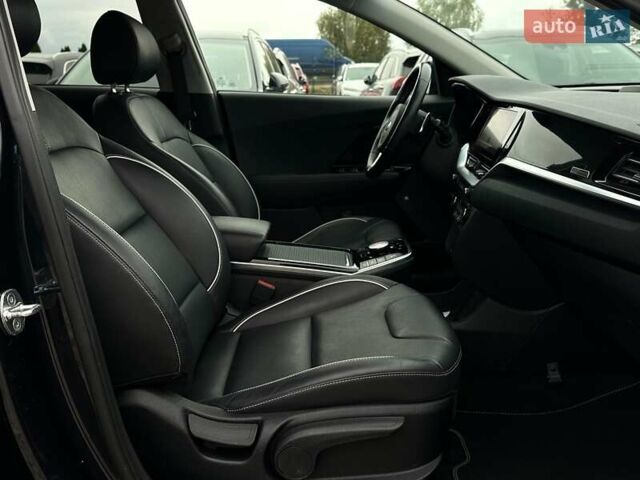 Синий Киа Niro, объемом двигателя 0 л и пробегом 117 тыс. км за 19900 $, фото 87 на Automoto.ua