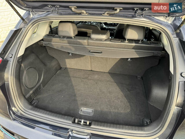 Синий Киа Niro, объемом двигателя 0 л и пробегом 156 тыс. км за 18900 $, фото 43 на Automoto.ua