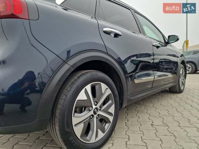 Синий Киа Niro, объемом двигателя 0 л и пробегом 173 тыс. км за 17700 $, фото 7 на Automoto.ua