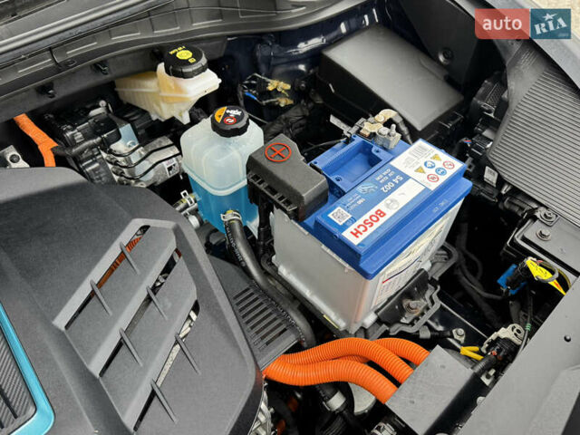 Синий Киа Niro, объемом двигателя 0 л и пробегом 156 тыс. км за 18900 $, фото 28 на Automoto.ua