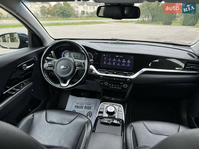 Синий Киа Niro, объемом двигателя 0 л и пробегом 156 тыс. км за 18800 $, фото 36 на Automoto.ua