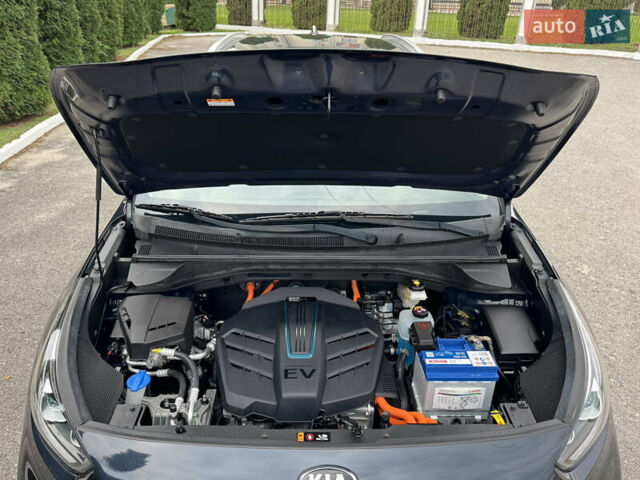 Синий Киа Niro, объемом двигателя 0 л и пробегом 156 тыс. км за 18900 $, фото 24 на Automoto.ua