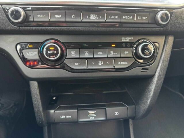 Синій Кіа Niro, об'ємом двигуна 0 л та пробігом 155 тис. км за 19900 $, фото 12 на Automoto.ua