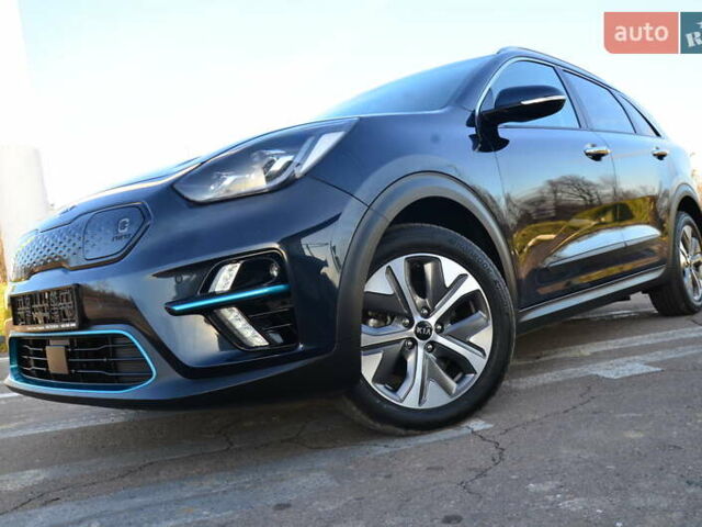 Синий Киа Niro, объемом двигателя 0 л и пробегом 79 тыс. км за 19333 $, фото 5 на Automoto.ua