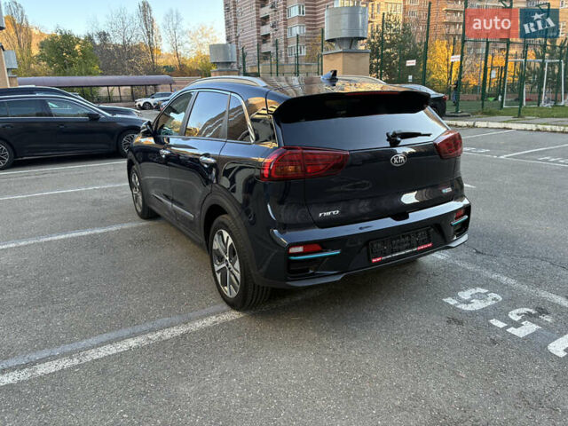 Киа Niro 2020 в Киеве на Automoto.ua Синий Киа Niro, объемом двигателя 0 л и пробегом 131 тыс. км за 17999 $, фото 12 на Automoto.ua