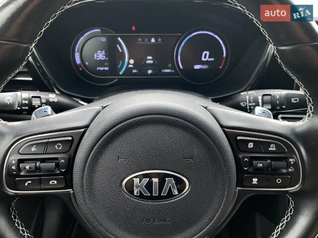 Синий Киа Niro, объемом двигателя 0 л и пробегом 119 тыс. км за 21800 $, фото 45 на Automoto.ua