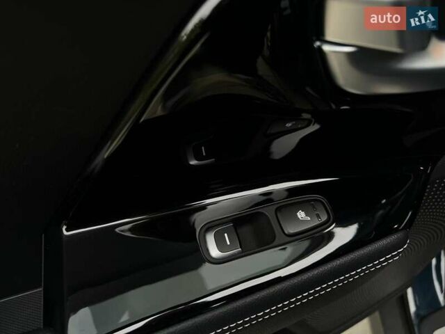 Синій Кіа Niro, об'ємом двигуна 0 л та пробігом 156 тис. км за 19300 $, фото 18 на Automoto.ua