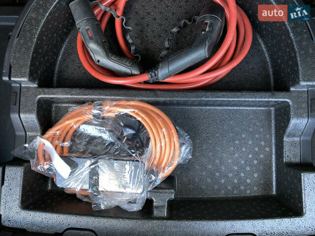 Синій Кіа Niro, об'ємом двигуна 0 л та пробігом 106 тис. км за 21900 $, фото 96 на Automoto.ua