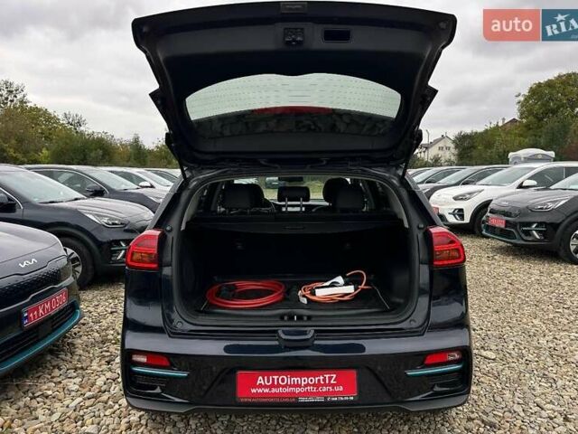 Синий Киа Niro, объемом двигателя 0 л и пробегом 117 тыс. км за 19900 $, фото 78 на Automoto.ua