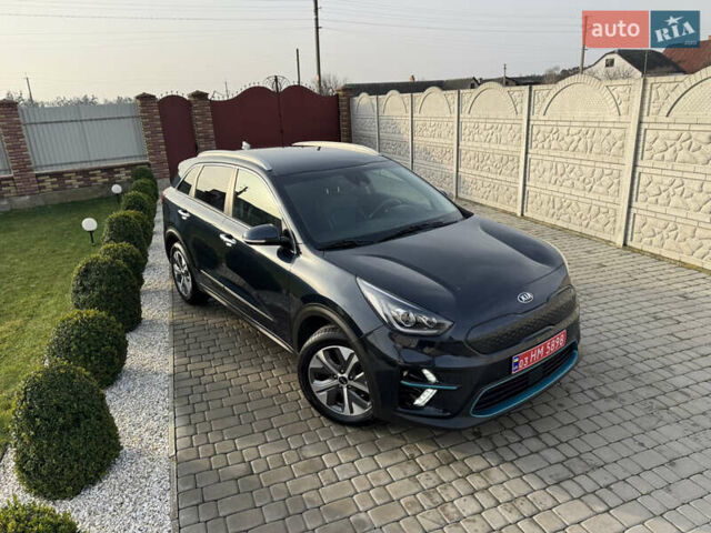 Синий Киа Niro, объемом двигателя 0 л и пробегом 156 тыс. км за 18900 $, фото 14 на Automoto.ua