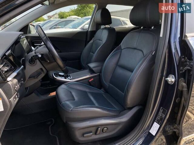 Синій Кіа Niro, об'ємом двигуна 0 л та пробігом 75 тис. км за 23900 $, фото 33 на Automoto.ua