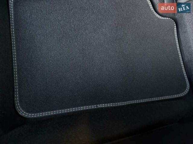 Синий Киа Niro, объемом двигателя 0 л и пробегом 138 тыс. км за 18350 $, фото 108 на Automoto.ua