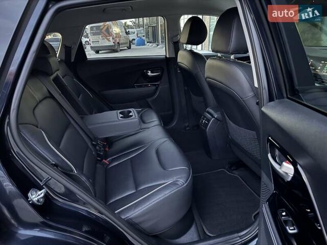 Синий Киа Niro, объемом двигателя 0 л и пробегом 90 тыс. км за 19999 $, фото 67 на Automoto.ua