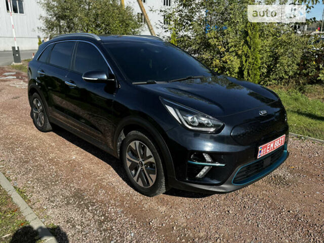 Синій Кіа Niro, об'ємом двигуна 0 л та пробігом 81 тис. км за 19699 $, фото 2 на Automoto.ua