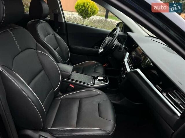 Синій Кіа Niro, об'ємом двигуна 0 л та пробігом 156 тис. км за 19300 $, фото 20 на Automoto.ua