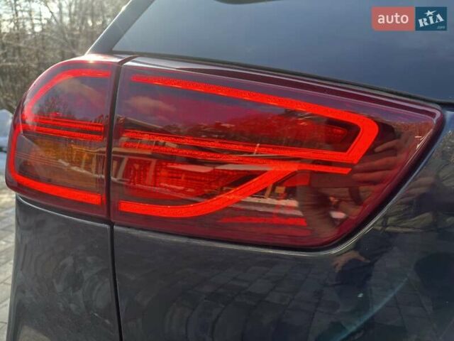 Синій Кіа Niro, об'ємом двигуна 0 л та пробігом 84 тис. км за 18500 $, фото 40 на Automoto.ua