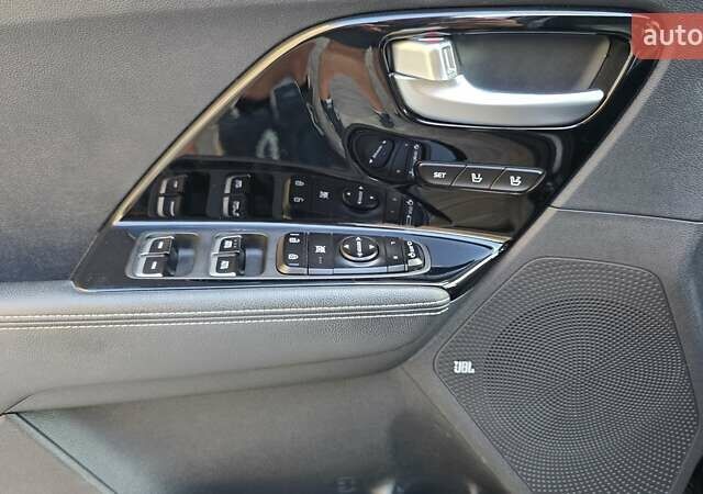 Синий Киа Niro, объемом двигателя 0 л и пробегом 178 тыс. км за 19800 $, фото 8 на Automoto.ua