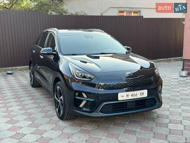 Синій Кіа Niro, об'ємом двигуна 0 л та пробігом 130 тис. км за 18199 $, фото 5 на Automoto.ua
