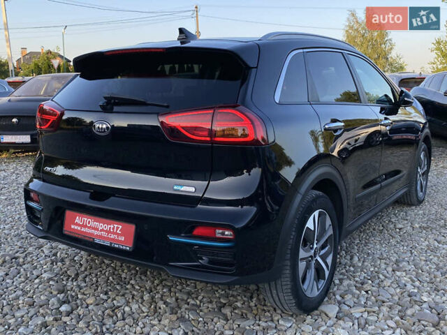Киа Niro 2020 в Львове на Automoto.ua Синий Киа Niro, объемом двигателя 0 л и пробегом 106 тыс. км за 20900 $, фото 22 на Automoto.ua