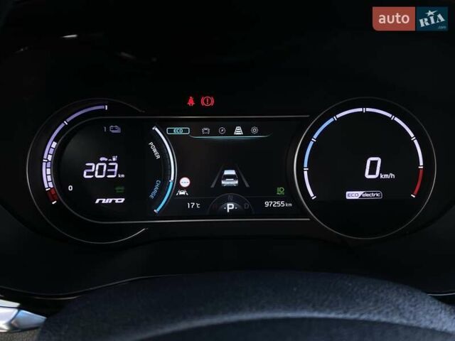 Синій Кіа Niro, об'ємом двигуна 0 л та пробігом 97 тис. км за 21950 $, фото 38 на Automoto.ua