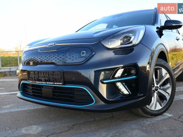 Синий Киа Niro, объемом двигателя 0 л и пробегом 79 тыс. км за 19333 $, фото 2 на Automoto.ua
