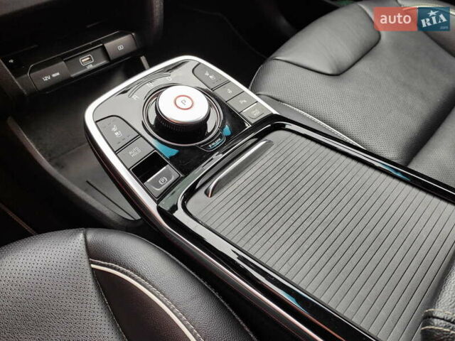 Синий Киа Niro, объемом двигателя 0 л и пробегом 131 тыс. км за 19500 $, фото 40 на Automoto.ua