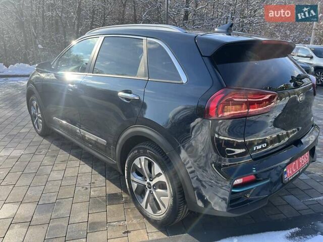 Синій Кіа Niro, об'ємом двигуна 0 л та пробігом 84 тис. км за 18500 $, фото 11 на Automoto.ua