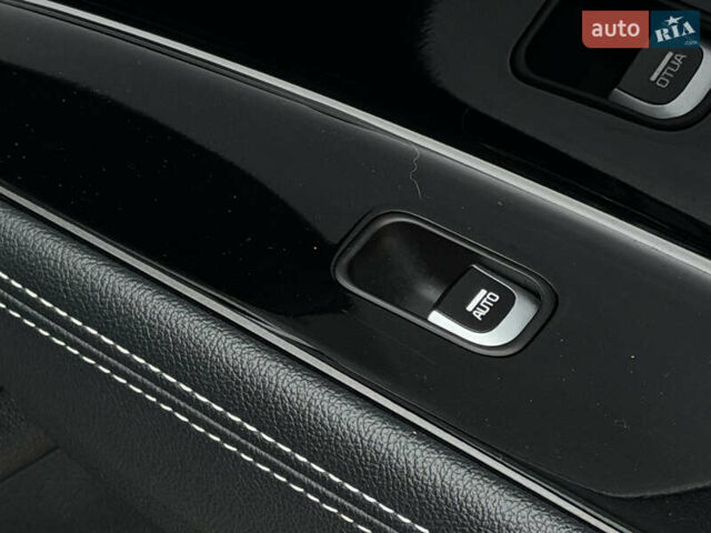 Синий Киа Niro, объемом двигателя 0 л и пробегом 135 тыс. км за 18999 $, фото 46 на Automoto.ua