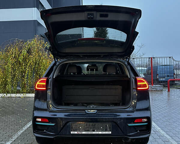 Синій Кіа Niro, об'ємом двигуна 0 л та пробігом 100 тис. км за 19900 $, фото 25 на Automoto.ua
