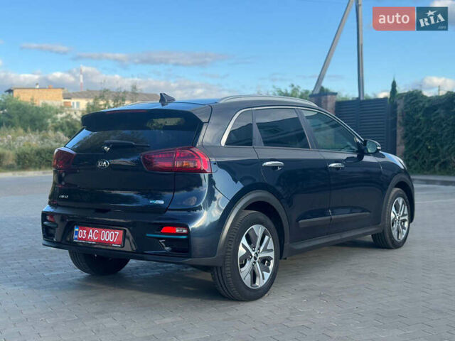 Синий Киа Niro, объемом двигателя 0 л и пробегом 155 тыс. км за 18750 $, фото 6 на Automoto.ua