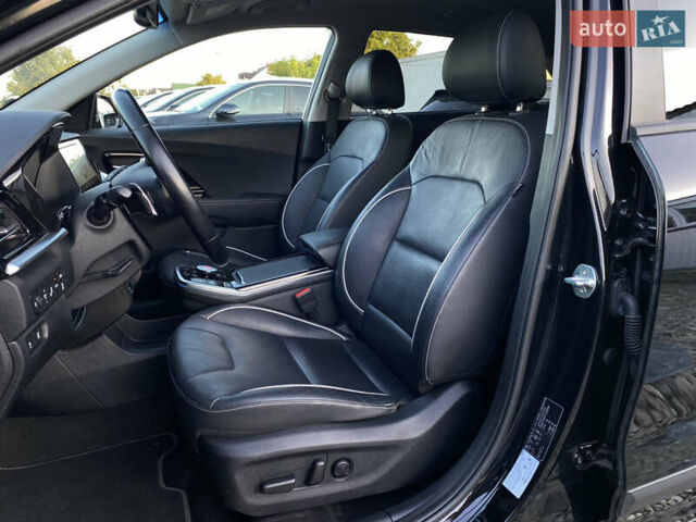 Синій Кіа Niro, об'ємом двигуна 0 л та пробігом 106 тис. км за 21900 $, фото 39 на Automoto.ua