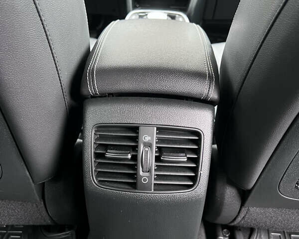 Синій Кіа Niro, об'ємом двигуна 0 л та пробігом 107 тис. км за 19200 $, фото 41 на Automoto.ua