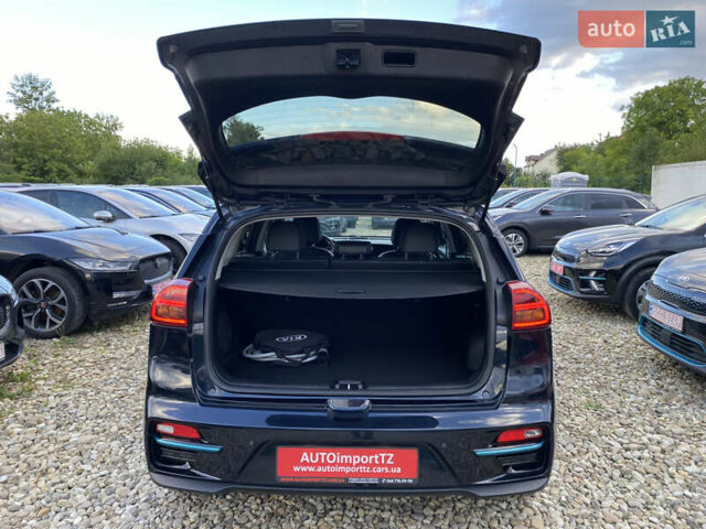 Синій Кіа Niro, об'ємом двигуна 0 л та пробігом 76 тис. км за 22900 $, фото 102 на Automoto.ua