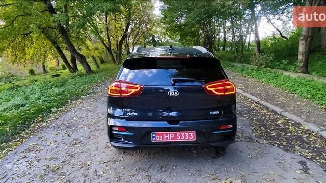 Киа Niro 2020 в Городке на Automoto.ua Синий Киа Niro, объемом двигателя 0 л и пробегом 135 тыс. км за 19856 $, фото 18 на Automoto.ua