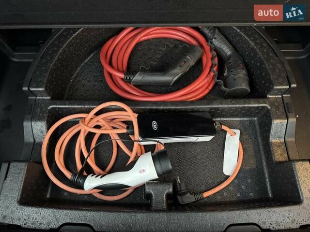 Синий Киа Niro, объемом двигателя 0 л и пробегом 95 тыс. км за 20500 $, фото 69 на Automoto.ua