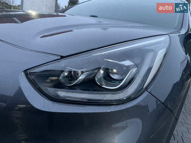 Синій Кіа Niro, об'ємом двигуна 0 л та пробігом 139 тис. км за 18500 $, фото 3 на Automoto.ua